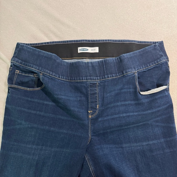 Old Navy Pull-On Jeans - Picture 2 of 4